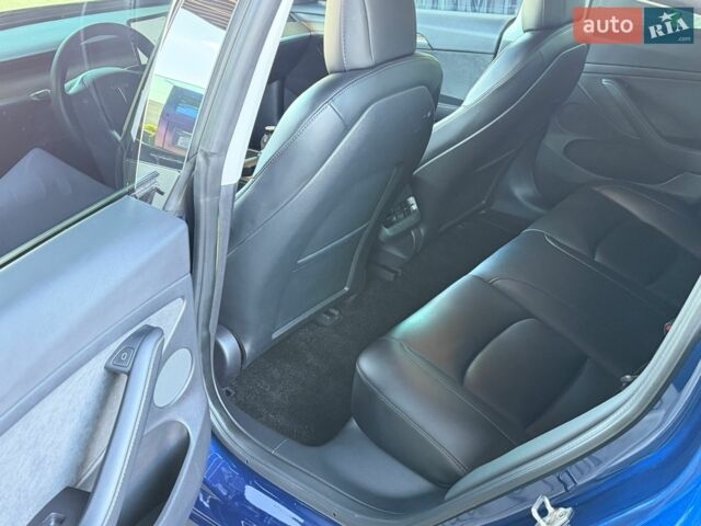 Синий Тесла Модель 3, объемом двигателя 0 л и пробегом 86 тыс. км за 17700 $, фото 28 на Automoto.ua