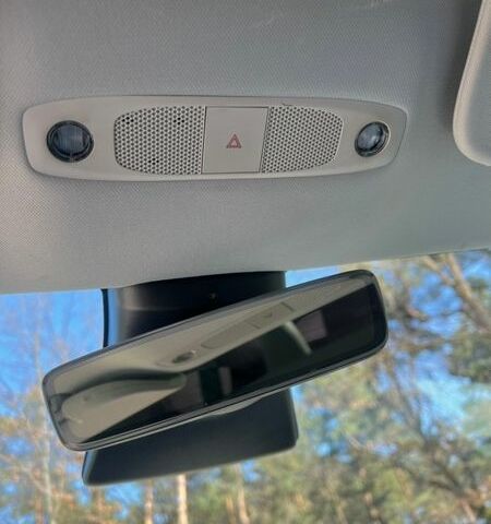 Синий Тесла Модель 3, объемом двигателя 0 л и пробегом 173 тыс. км за 17999 $, фото 16 на Automoto.ua