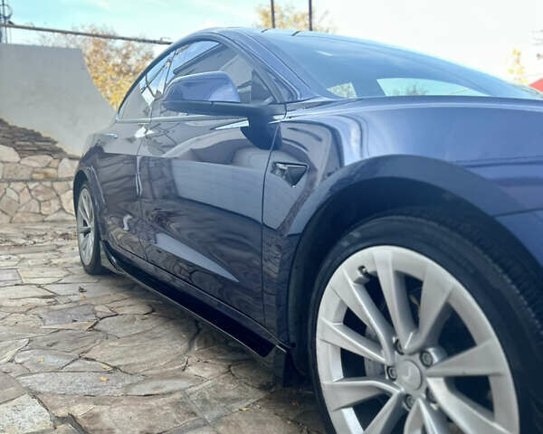 Тесла Модель 3 2021 в Одессе на Automoto.ua Синий Тесла Модель 3, объемом двигателя 0 л и пробегом 101 тыс. км за 19500 $, фото 3 на Automoto.ua