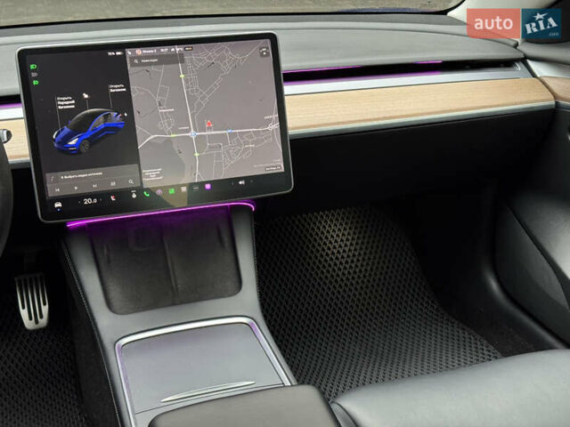 Синий Тесла Модель 3, объемом двигателя 0 л и пробегом 37 тыс. км за 22000 $, фото 19 на Automoto.ua