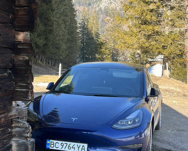 Синий Тесла Модель 3, объемом двигателя 0 л и пробегом 55 тыс. км за 17500 $, фото 2 на Automoto.ua