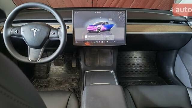 Синий Тесла Модель 3, объемом двигателя 0 л и пробегом 273 тыс. км за 16200 $, фото 5 на Automoto.ua