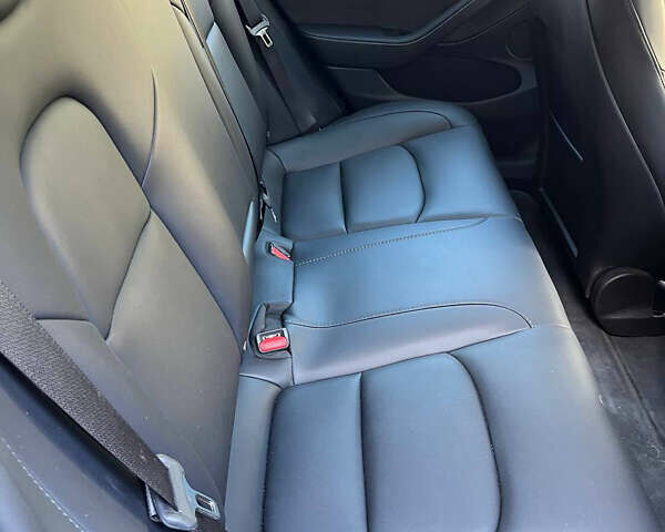 Синий Тесла Модель 3, объемом двигателя 0 л и пробегом 26 тыс. км за 23500 $, фото 4 на Automoto.ua