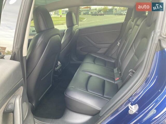 Синий Тесла Модель 3, объемом двигателя 0 л и пробегом 26 тыс. км за 24500 $, фото 15 на Automoto.ua