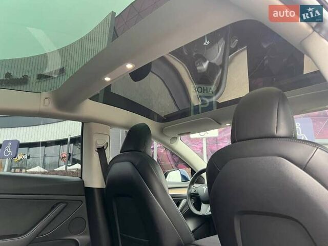 Синий Тесла Модель 3, объемом двигателя 0 л и пробегом 177 тыс. км за 18990 $, фото 12 на Automoto.ua