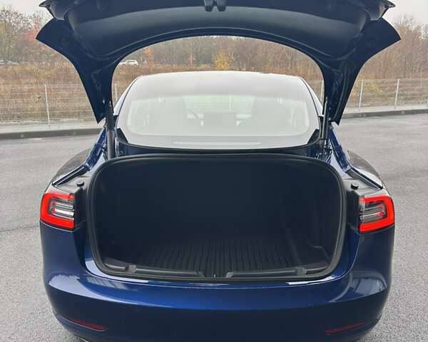 Синій Тесла Модель 3, об'ємом двигуна 0 л та пробігом 50 тис. км за 22000 $, фото 9 на Automoto.ua
