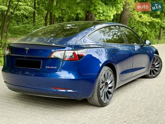 Синий Тесла Модель 3, объемом двигателя 0 л и пробегом 31 тыс. км за 23500 $, фото 4 на Automoto.ua
