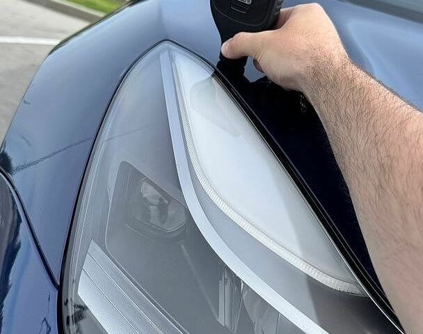Синій Тесла Модель 3, об'ємом двигуна 0 л та пробігом 88 тис. км за 20800 $, фото 24 на Automoto.ua