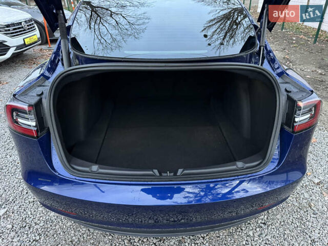 Синий Тесла Модель 3, объемом двигателя 0 л и пробегом 53 тыс. км за 19500 $, фото 28 на Automoto.ua