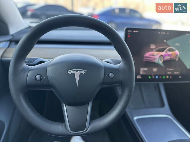 Синий Тесла Модель 3, объемом двигателя 0 л и пробегом 133 тыс. км за 14799 $, фото 10 на Automoto.ua