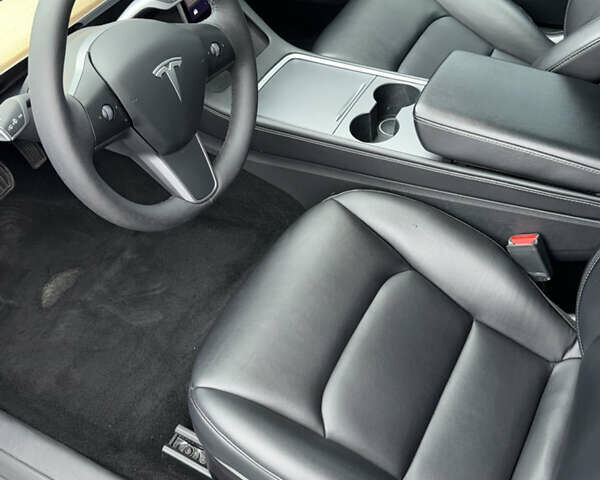 Синий Тесла Модель 3, объемом двигателя 0 л и пробегом 70 тыс. км за 19700 $, фото 10 на Automoto.ua