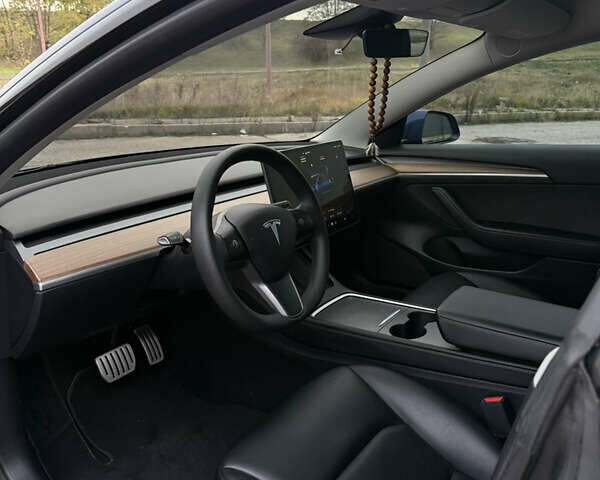 Тесла Модель 3 2022 в Харькове на Automoto.ua Синий Тесла Модель 3, объемом двигателя 0 л и пробегом 52 тыс. км за 24999 $, фото 18 на Automoto.ua