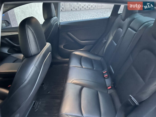 Синій Тесла Модель 3, об'ємом двигуна 0 л та пробігом 39 тис. км за 22000 $, фото 12 на Automoto.ua