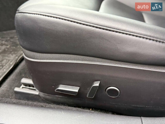 Синий Тесла Модель 3, объемом двигателя 0 л и пробегом 272 тыс. км за 16800 $, фото 45 на Automoto.ua