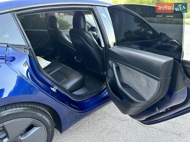 Тесла Модель 3 2022 в Днепре (Днепропетровске) на Automoto.ua Синий Тесла Модель 3, объемом двигателя 0 л и пробегом 28 тыс. км за 23500 $, фото 10 на Automoto.ua