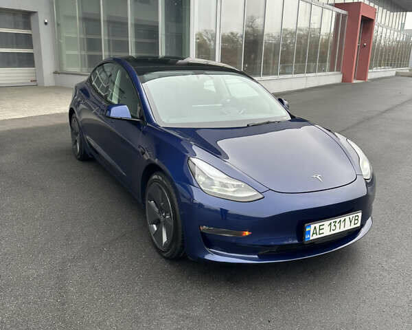 Синий Тесла Модель 3, объемом двигателя 0 л и пробегом 50 тыс. км за 22000 $, фото 2 на Automoto.ua