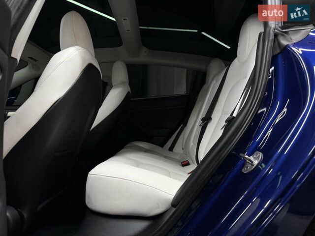 Синий Тесла Модель 3, объемом двигателя 0 л и пробегом 59 тыс. км за 20900 $, фото 22 на Automoto.ua