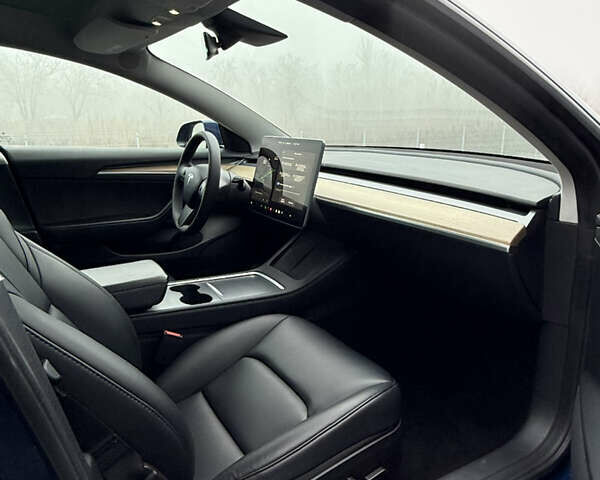 Синий Тесла Модель 3, объемом двигателя 0 л и пробегом 70 тыс. км за 19700 $, фото 19 на Automoto.ua