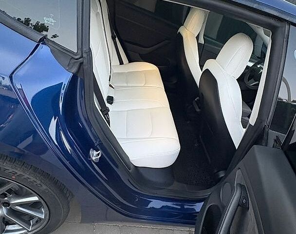 Синій Тесла Модель 3, об'ємом двигуна 0 л та пробігом 126 тис. км за 18900 $, фото 19 на Automoto.ua