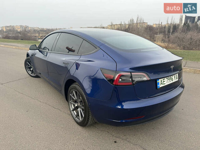 Синий Тесла Модель 3, объемом двигателя 0 л и пробегом 92 тыс. км за 19990 $, фото 4 на Automoto.ua
