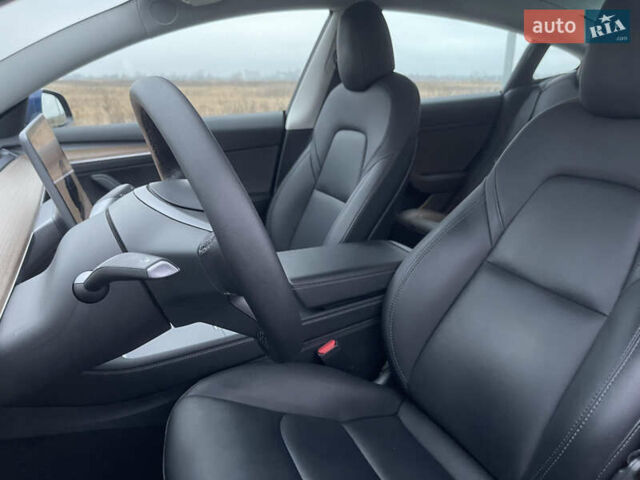 Синий Тесла Модель 3, объемом двигателя 0 л и пробегом 35 тыс. км за 22000 $, фото 36 на Automoto.ua