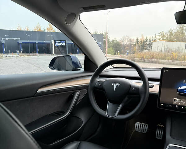 Тесла Модель 3 2022 в Харькове на Automoto.ua Синий Тесла Модель 3, объемом двигателя 0 л и пробегом 52 тыс. км за 24999 $, фото 22 на Automoto.ua