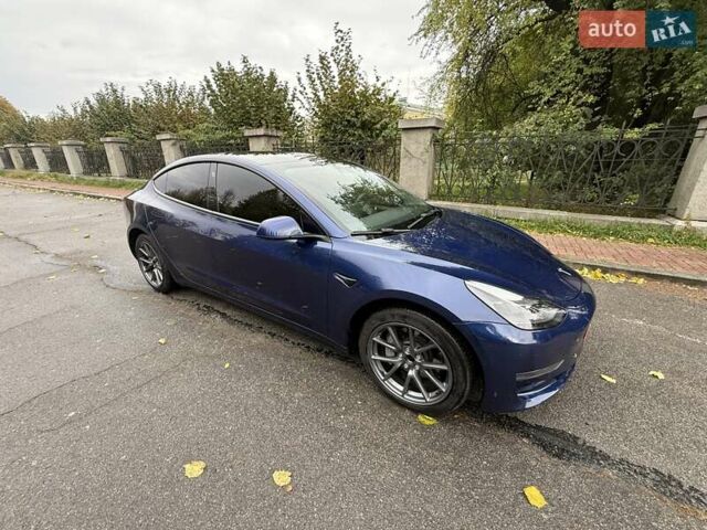 Тесла Модель 3 2022 у Умани на Automoto.ua Синій Тесла Модель 3, об'ємом двигуна 0 л та пробігом 53 тис. км за 19700 $, фото 8 на Automoto.ua