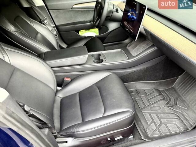 Синий Тесла Модель 3, объемом двигателя 0 л и пробегом 31 тыс. км за 23500 $, фото 19 на Automoto.ua