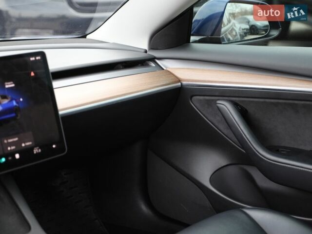 Синій Тесла Модель 3, об'ємом двигуна 0 л та пробігом 88 тис. км за 25000 $, фото 16 на Automoto.ua