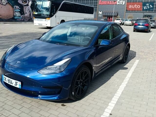 Синій Тесла Модель 3, об'ємом двигуна 0 л та пробігом 18 тис. км за 23500 $, фото 2 на Automoto.ua