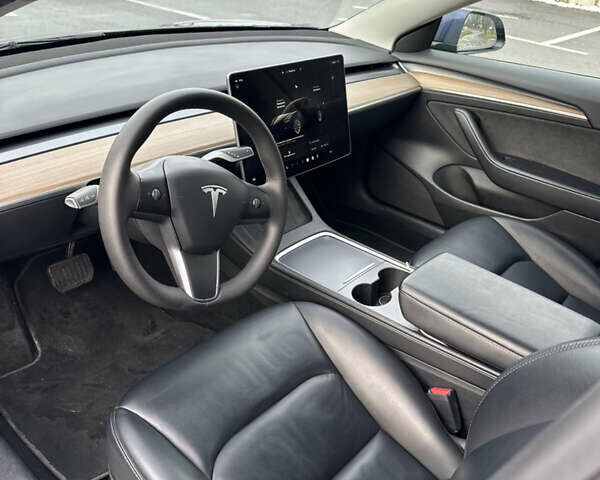 Синий Тесла Модель 3, объемом двигателя 0 л и пробегом 192 тыс. км за 15500 $, фото 12 на Automoto.ua