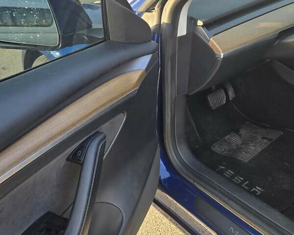 Синій Тесла Модель 3, об'ємом двигуна 0 л та пробігом 177 тис. км за 18700 $, фото 12 на Automoto.ua