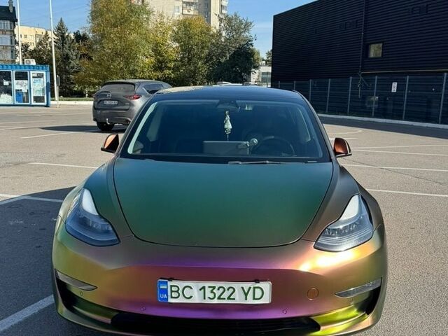 Синій Тесла Модель 3, об'ємом двигуна 0 л та пробігом 94 тис. км за 27500 $, фото 10 на Automoto.ua