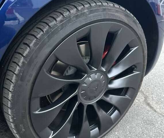 Тесла Модель 3 2022 у Львові на Automoto.ua Синій Тесла Модель 3, об'ємом двигуна 0 л та пробігом 36 тис. км за 18000 $, фото 8 на Automoto.ua