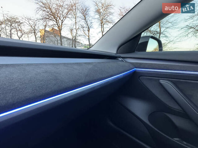 Синий Тесла Модель 3, объемом двигателя 0 л и пробегом 20 тыс. км за 18900 $, фото 24 на Automoto.ua