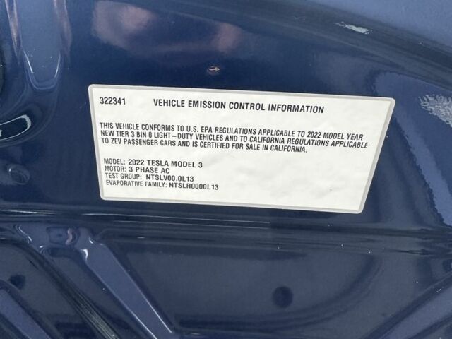 Синий Тесла Модель 3, объемом двигателя 0 л и пробегом 56 тыс. км за 22000 $, фото 20 на Automoto.ua