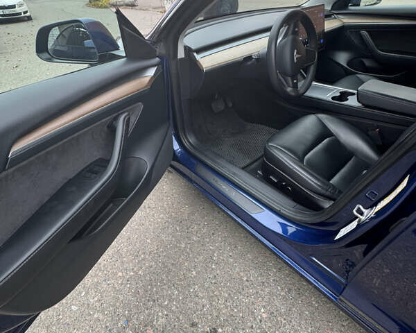 Тесла Модель 3 2022 у Києві на Automoto.ua Синій Тесла Модель 3, об'ємом двигуна 0 л та пробігом 70 тис. км за 21500 $, фото 10 на Automoto.ua