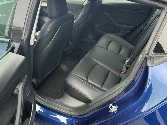 Синий Тесла Модель 3, объемом двигателя 0 л и пробегом 56 тыс. км за 22000 $, фото 15 на Automoto.ua