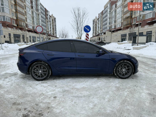 Синий Тесла Модель 3, объемом двигателя 0 л и пробегом 54 тыс. км за 19300 $, фото 4 на Automoto.ua