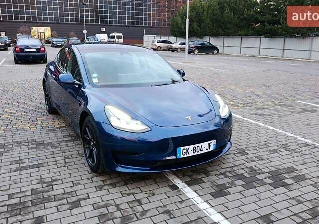 Синий Тесла Модель 3, объемом двигателя 0 л и пробегом 12 тыс. км за 23500 $, фото 3 на Automoto.ua