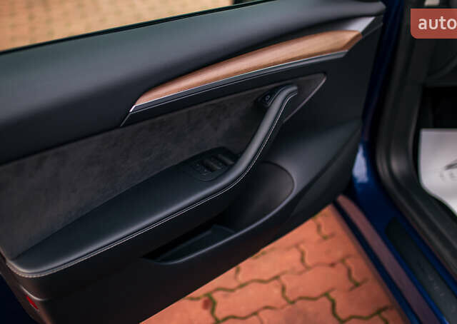 Синій Тесла Модель 3, об'ємом двигуна 0 л та пробігом 27 тис. км за 34999 $, фото 49 на Automoto.ua