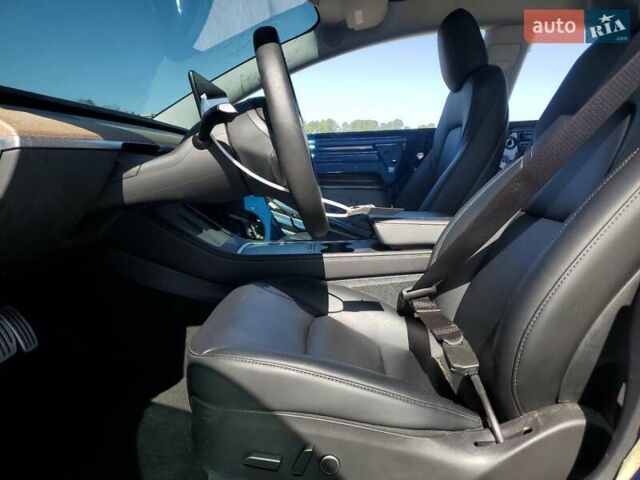 Синий Тесла Модель 3, объемом двигателя 0 л и пробегом 75 тыс. км за 15600 $, фото 6 на Automoto.ua