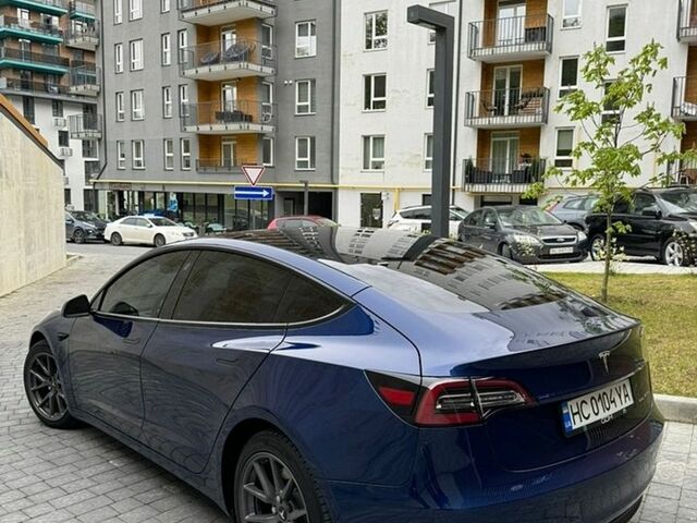 Синий Тесла Модель 3, объемом двигателя 0 л и пробегом 48 тыс. км за 18500 $, фото 5 на Automoto.ua