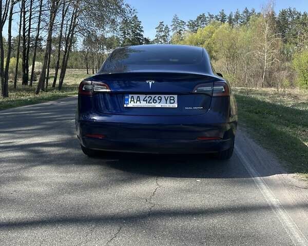 Синій Тесла Модель 3, об'ємом двигуна 0 л та пробігом 55 тис. км за 25000 $, фото 11 на Automoto.ua