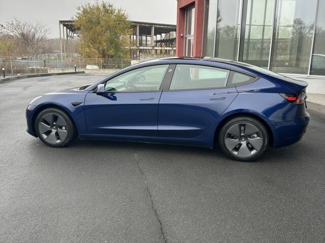 Синий Тесла Модель 3, объемом двигателя 0 л и пробегом 56 тыс. км за 22000 $, фото 4 на Automoto.ua