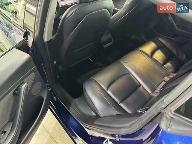 Синій Тесла Модель 3, об'ємом двигуна 0 л та пробігом 145 тис. км за 22900 $, фото 8 на Automoto.ua