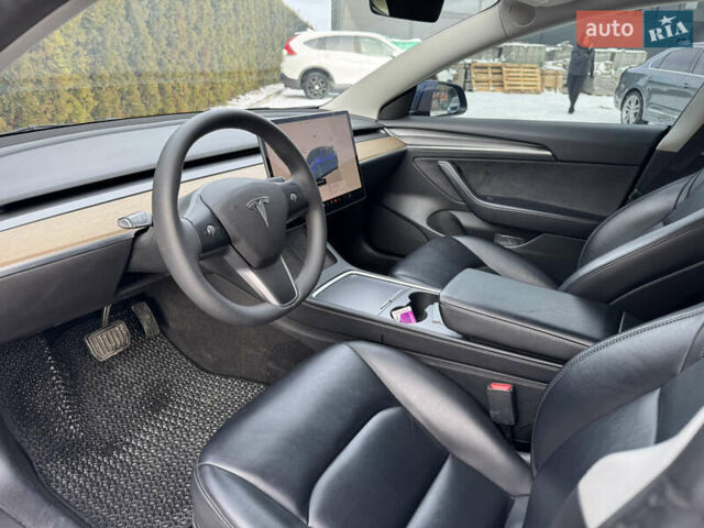 Синий Тесла Модель 3, объемом двигателя 0 л и пробегом 98 тыс. км за 18400 $, фото 25 на Automoto.ua