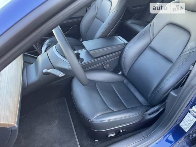 Синій Тесла Модель 3, об'ємом двигуна 0 л та пробігом 28 тис. км за 24500 $, фото 30 на Automoto.ua