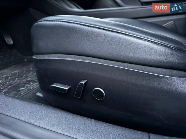 Синий Тесла Модель 3, объемом двигателя 0 л и пробегом 53 тыс. км за 19500 $, фото 12 на Automoto.ua