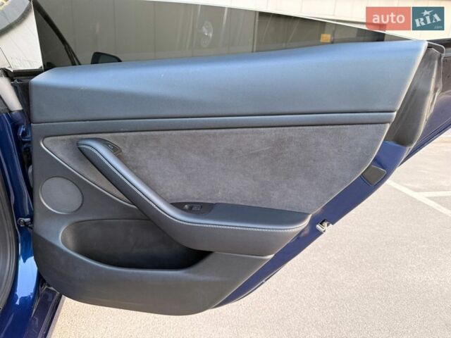 Синий Тесла Модель 3, объемом двигателя 0 л и пробегом 73 тыс. км за 18999 $, фото 28 на Automoto.ua